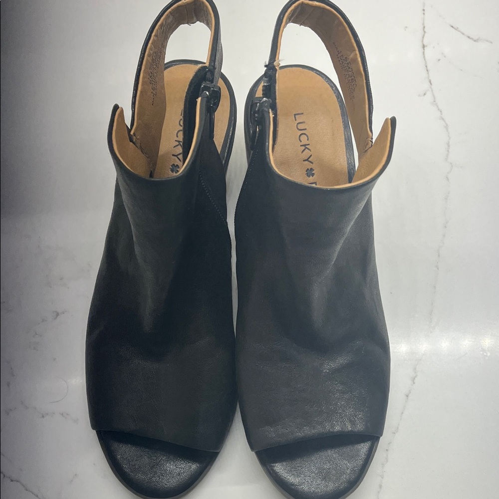 Lucky Brand Women's Black Slingback Sandals